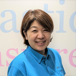 Teacher Midori（担任）